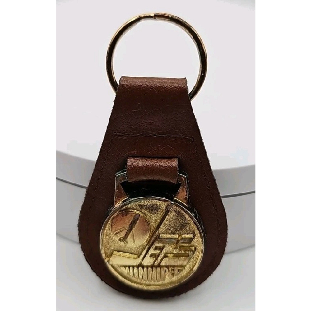 Vintage Winnipeg Jets Keychain Brown Genuine Leather Made In Canada Hockey NHL
